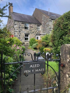 Pen y Maes Cottage